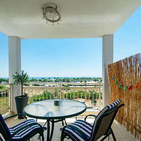 Apartment Mackenzie Sea Views *