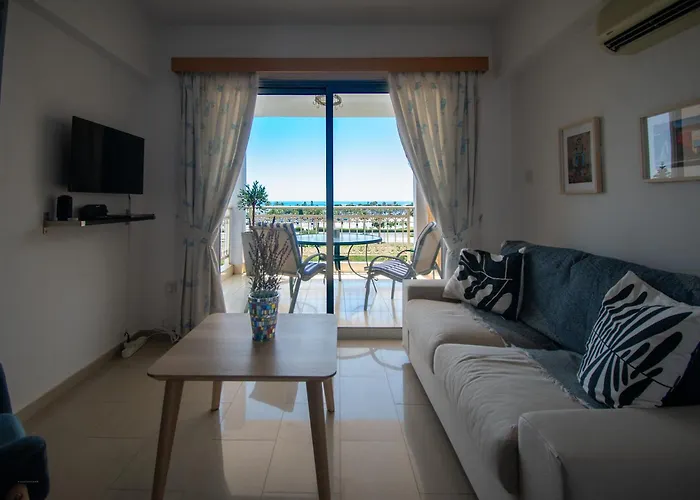 Apartment Mackenzie Sea Views *